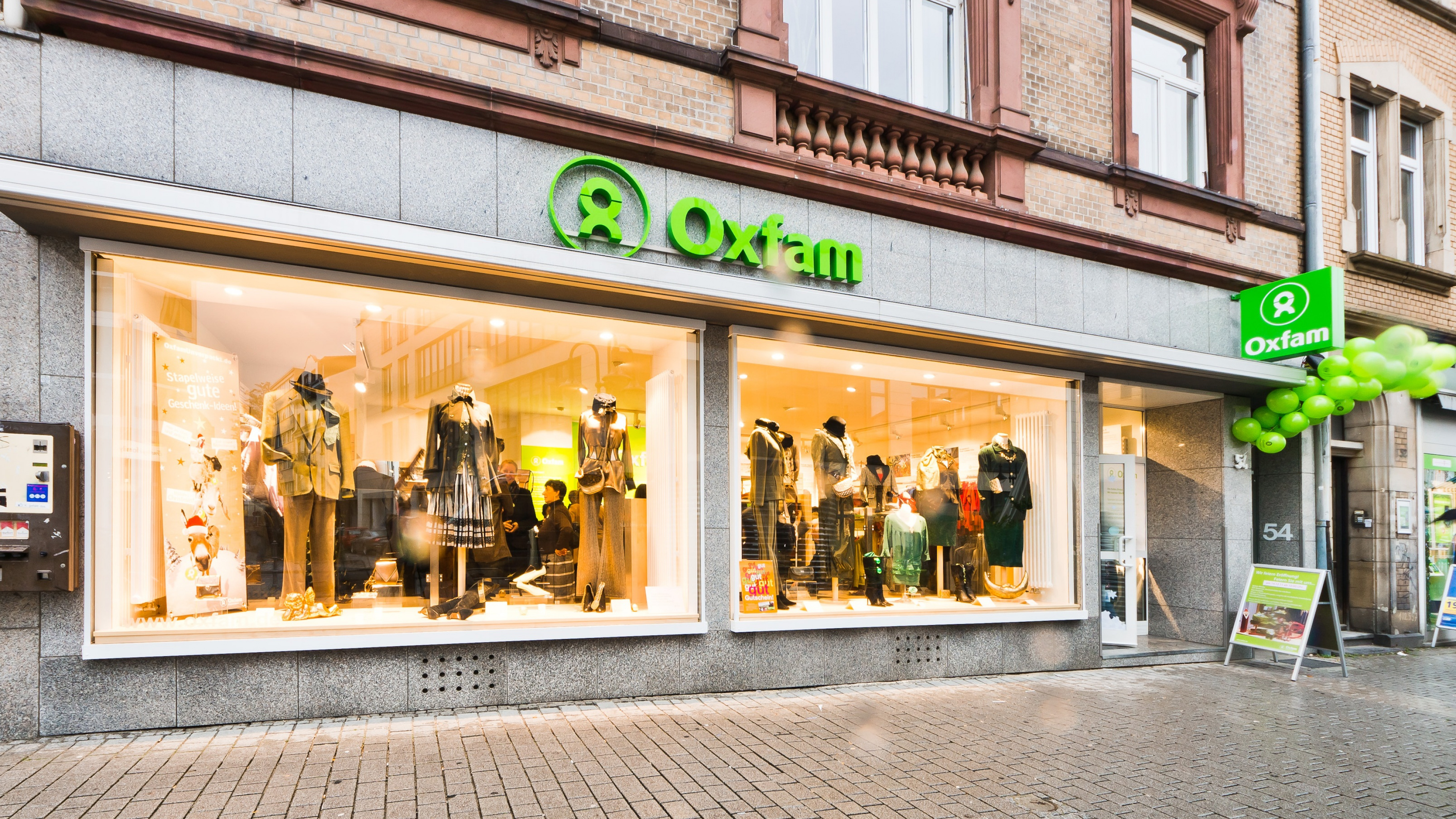 Oxfam Shop Frankfurt-Bockenheim - Außenansicht