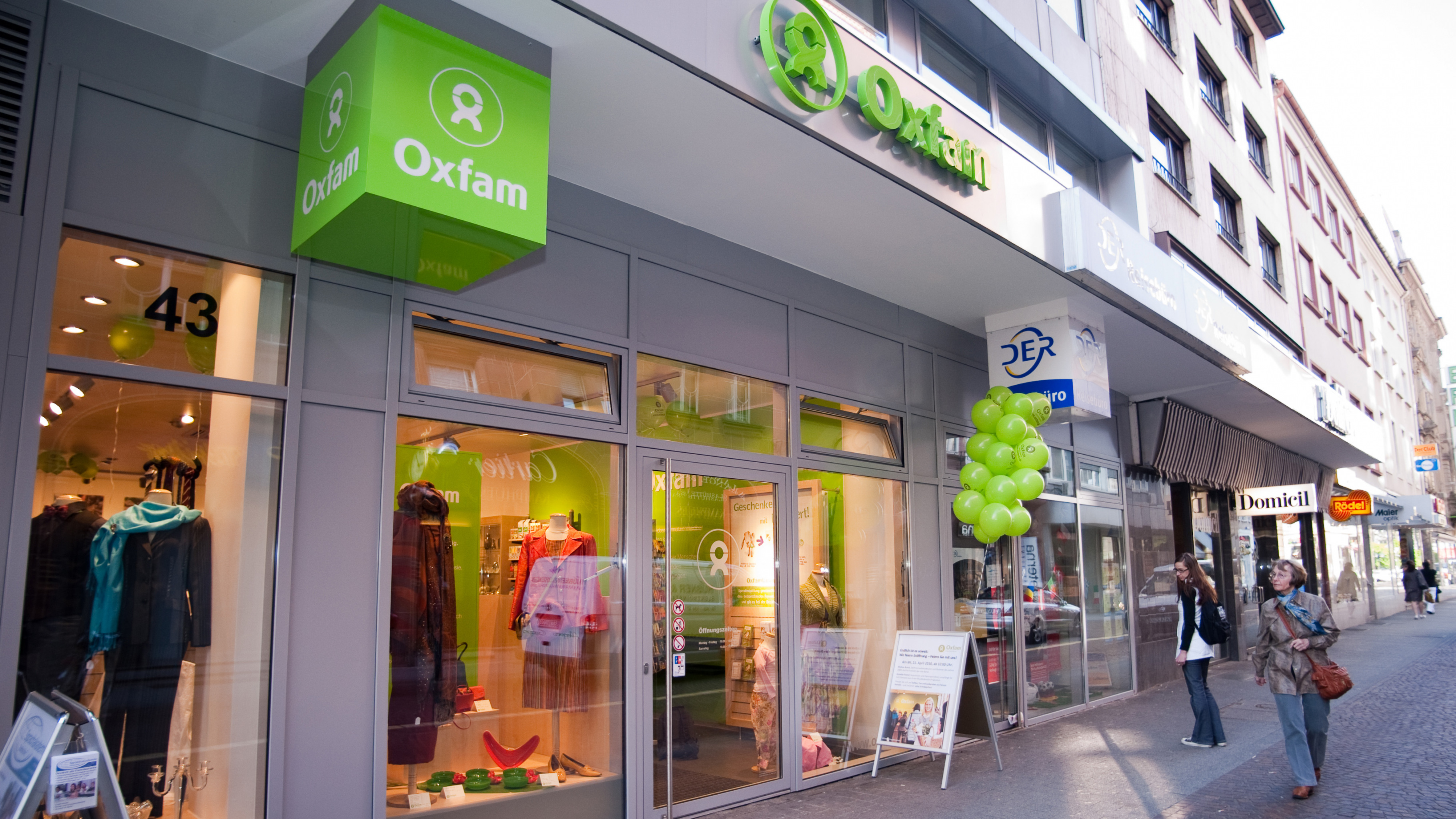 Oxfam Shop Karlsruhe - Außenansicht