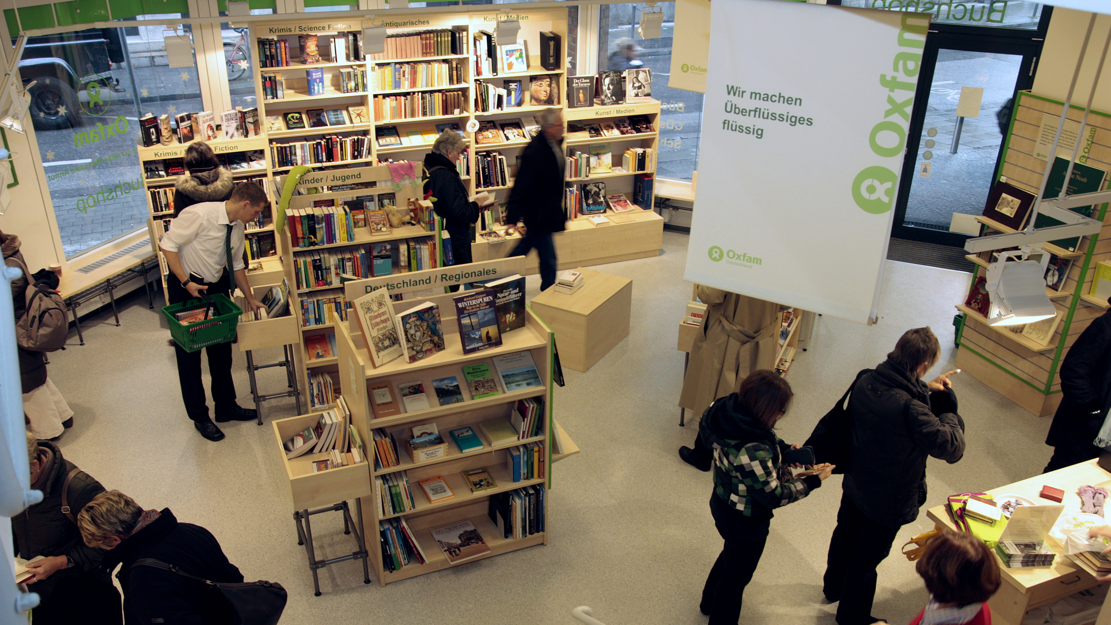 Oxfam Buchshop München - Innenansicht