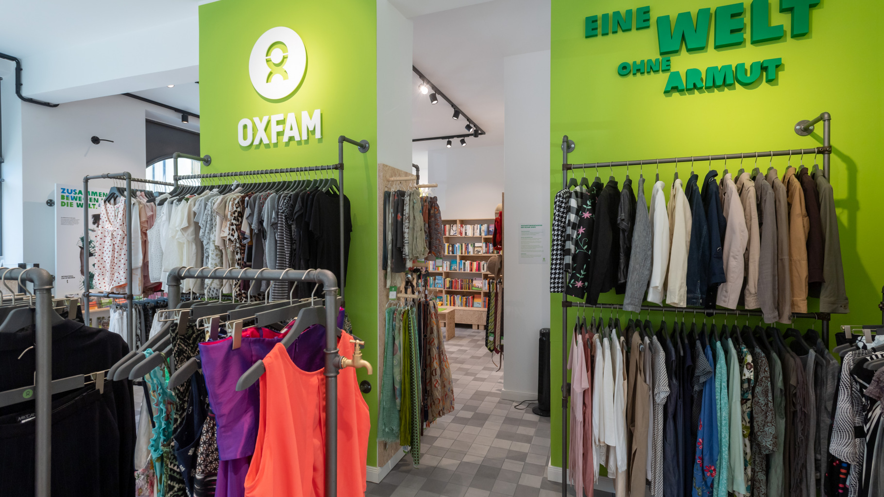 Innenansicht des Oxfam Shops Potsdam