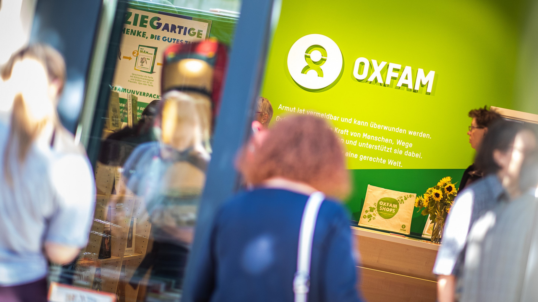 Blick in Oxfam Shop 