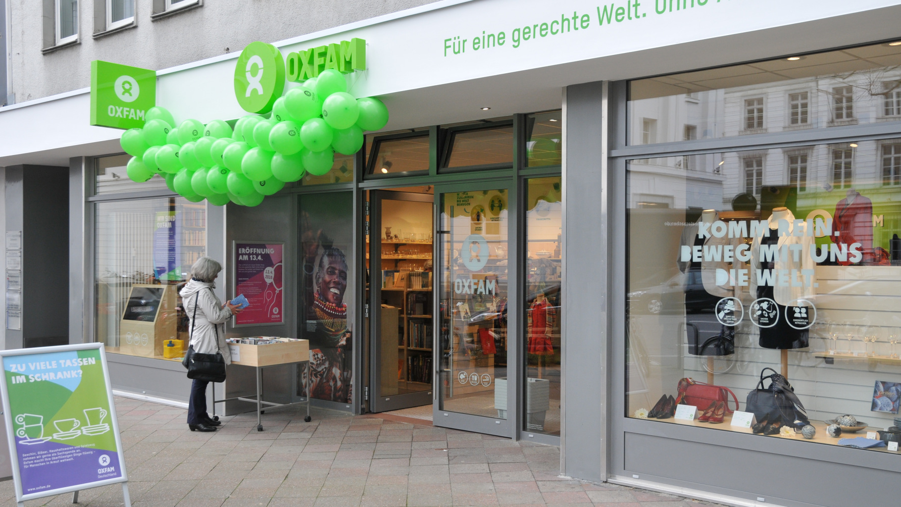 Oxfam Shop Aachen - Außenansicht