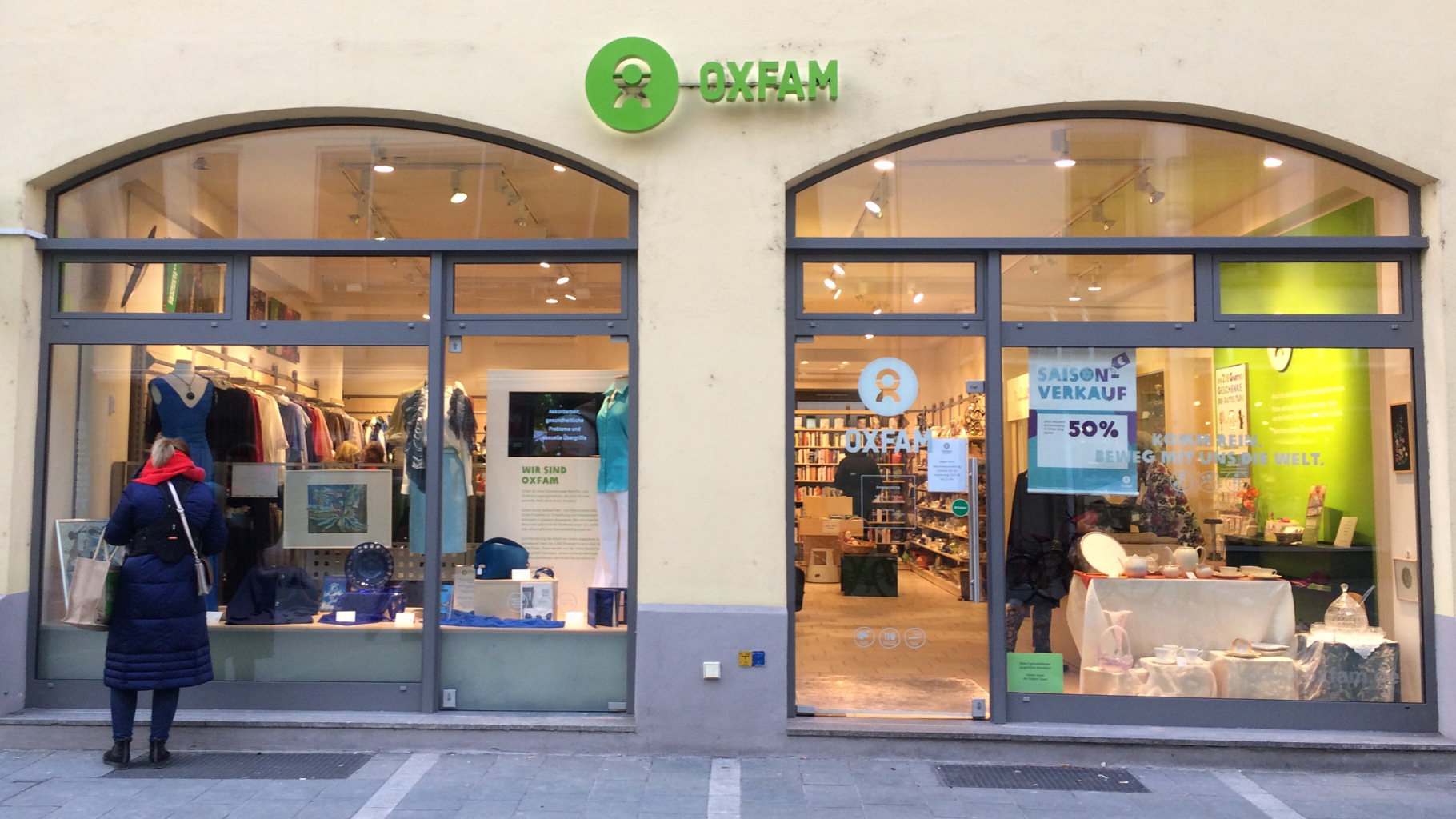 Oxfam Shop Regensburg - Außenansicht