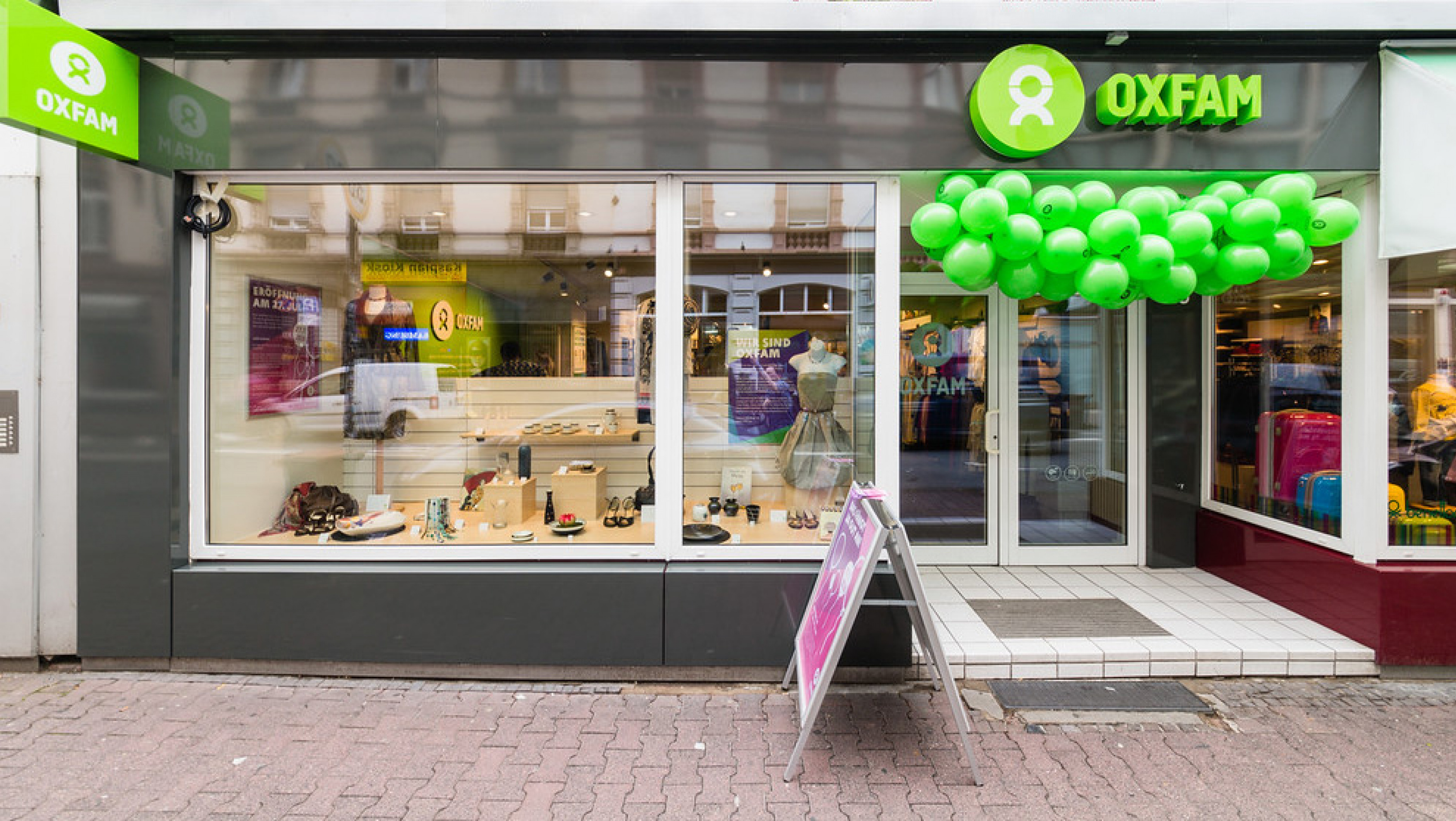 Oxfam Shop Frankfurt-Nordend - Außenansicht