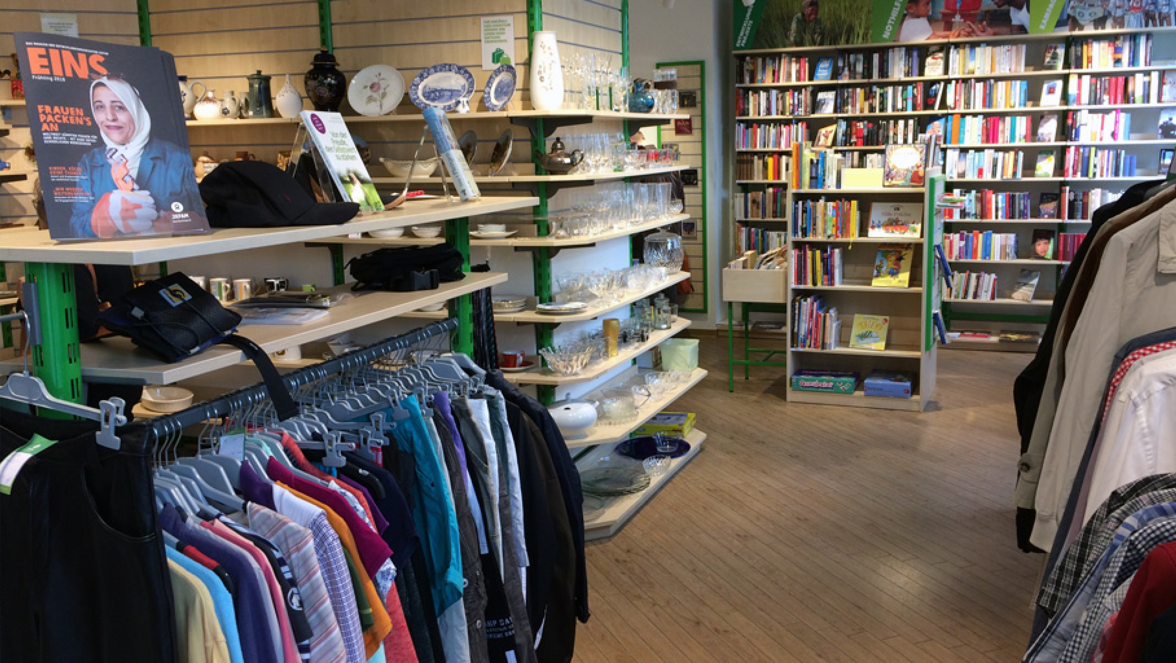 Oxfam Shop Braunschweig - Innenansicht