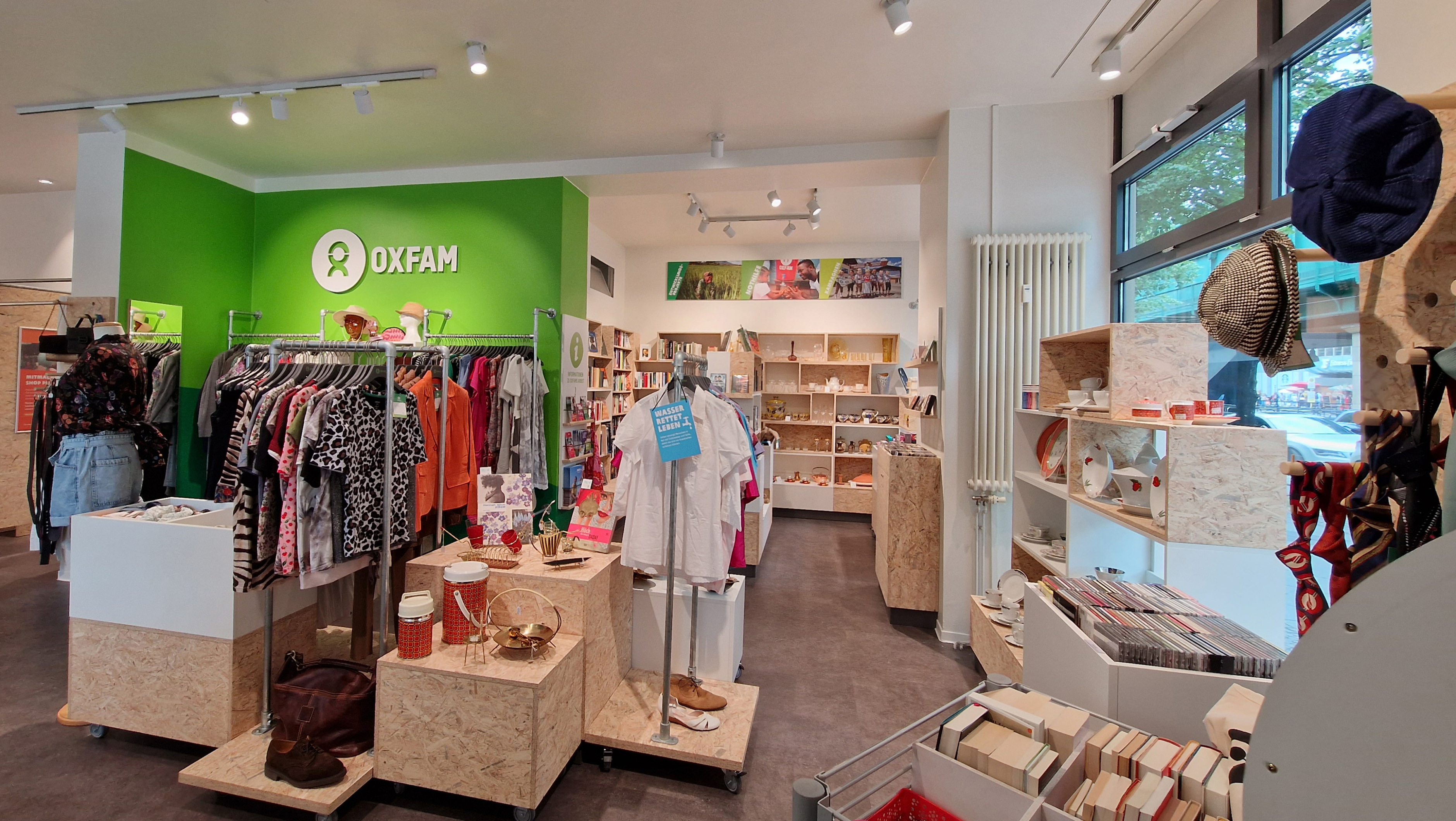 Oxfam Shop Berlin-Prenzlauer Berg – Innenansicht