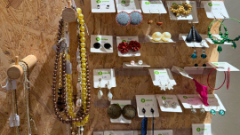 Schmuck aus dem Oxfam Shop