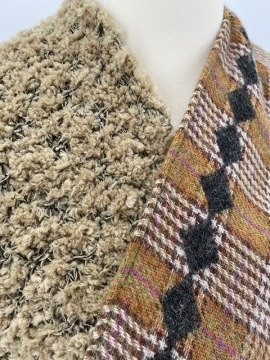 Upcycling-Liebling: Perfect Fall Poncho braun