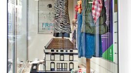 Schaufenster Oxfam Shop