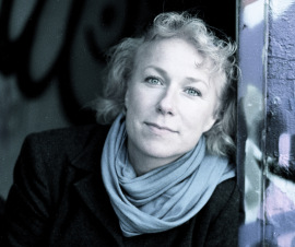 Astrid Müller liest am 6.12.2017 im Oxfam MOVE Berlin