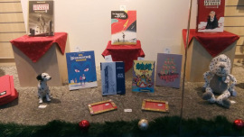 Comics im Schaufenster eines Oxfam Shops