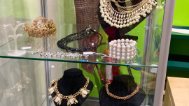 Schmuck aus dem Oxfam Shop