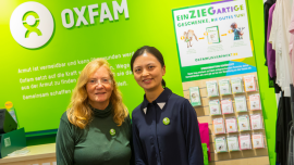 Ehrenamtliche im Oxfam Shop