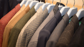 Günstige Jacketts für Männer gibt es in den Oxfam Shops