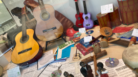 Schaufenster des Oxfam Shop Frankfurt-Bornheim