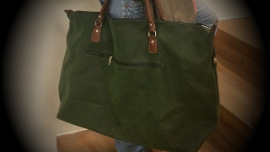 Reisetasche aus dem Oxfam Shop