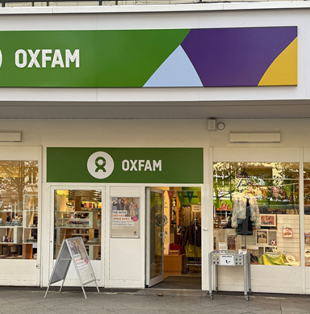Außenansicht vom Oxfam Shop Berlin-Wilmersdorf