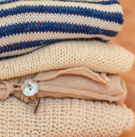 Kleidung aus den Oxfam Shops