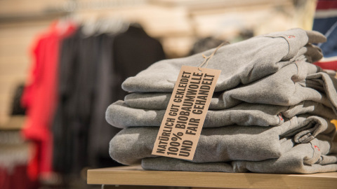 Unternehmensspende im Oxfam Shop