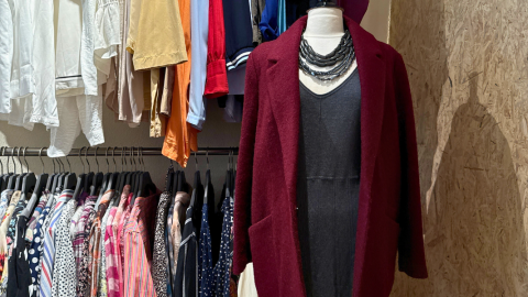 Herbstliche Mode im Oxfam Shop