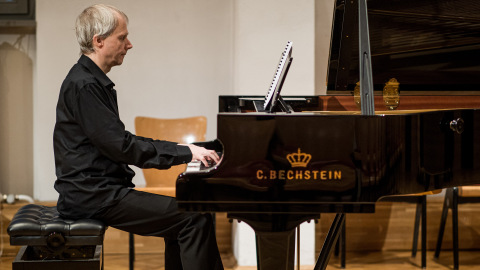 Roland Vossebrecker