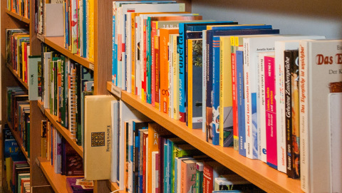 Bücher im Oxfam Shop