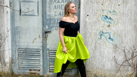 Retro-Abendkleid von Upcycling-Designerin Sinah Schlemmer