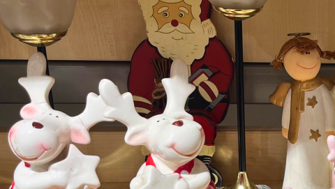 Weihnachtliche Dekoration aus dem Oxfam Shop