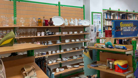 Innenansicht des Oxfam Shop Leipzig