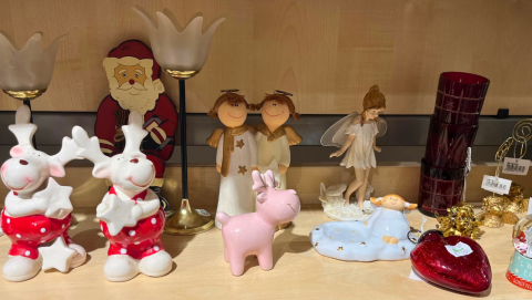 Weihnachtliche Dekoration aus dem Oxfam Shop