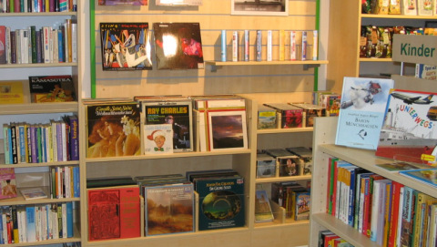 Oxfam Buchshop Stuttgart - Innenansicht