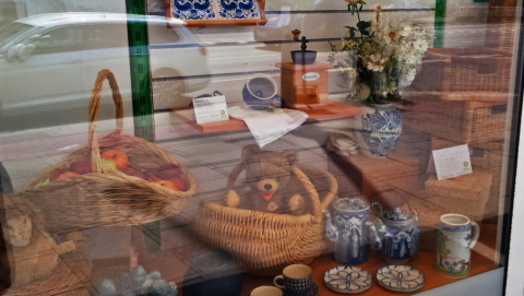 Schaufenster des Oxfam Shops